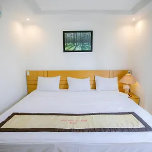 Nhat Linh & Отель