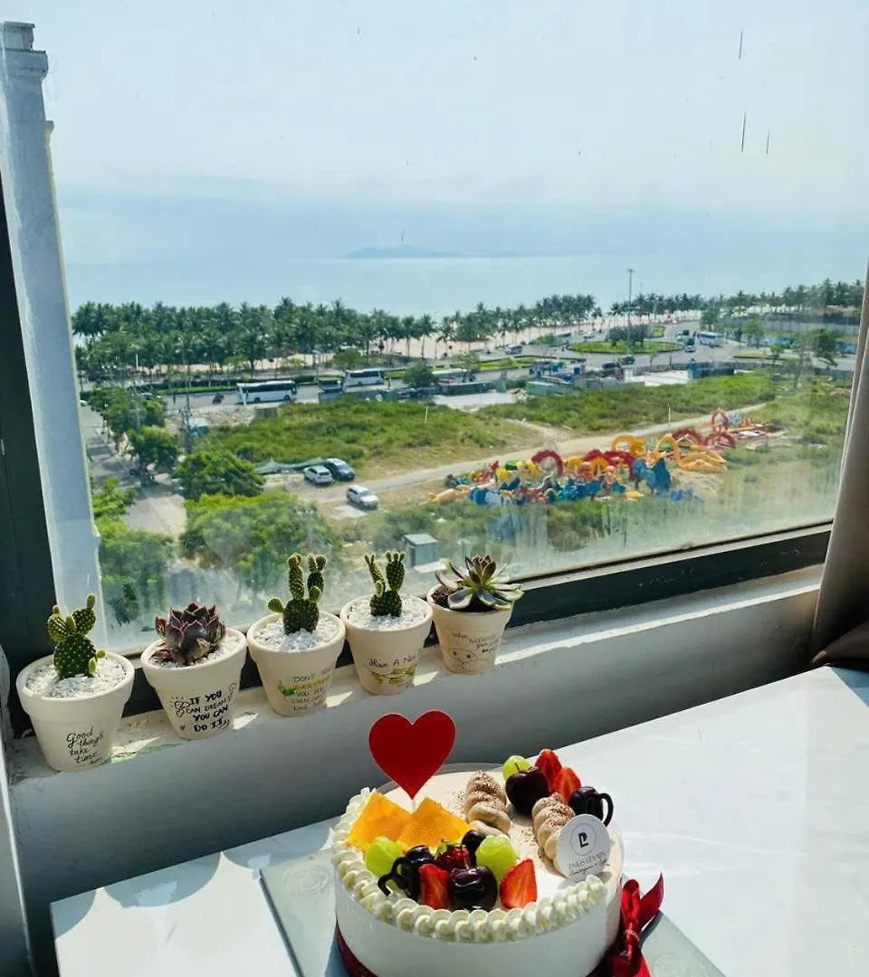 Waikiki Beach Hotel Da Nang