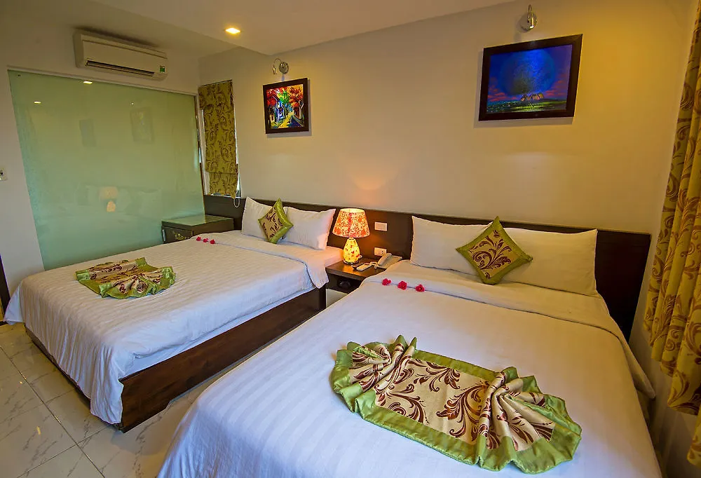 Waikiki Beach Hotel Da Nang